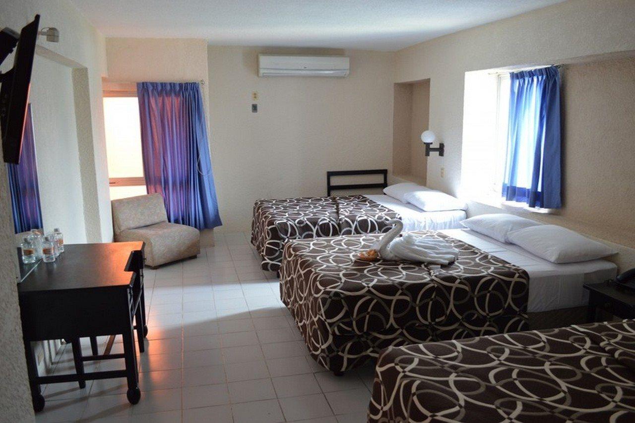 Colon Hotel 3*