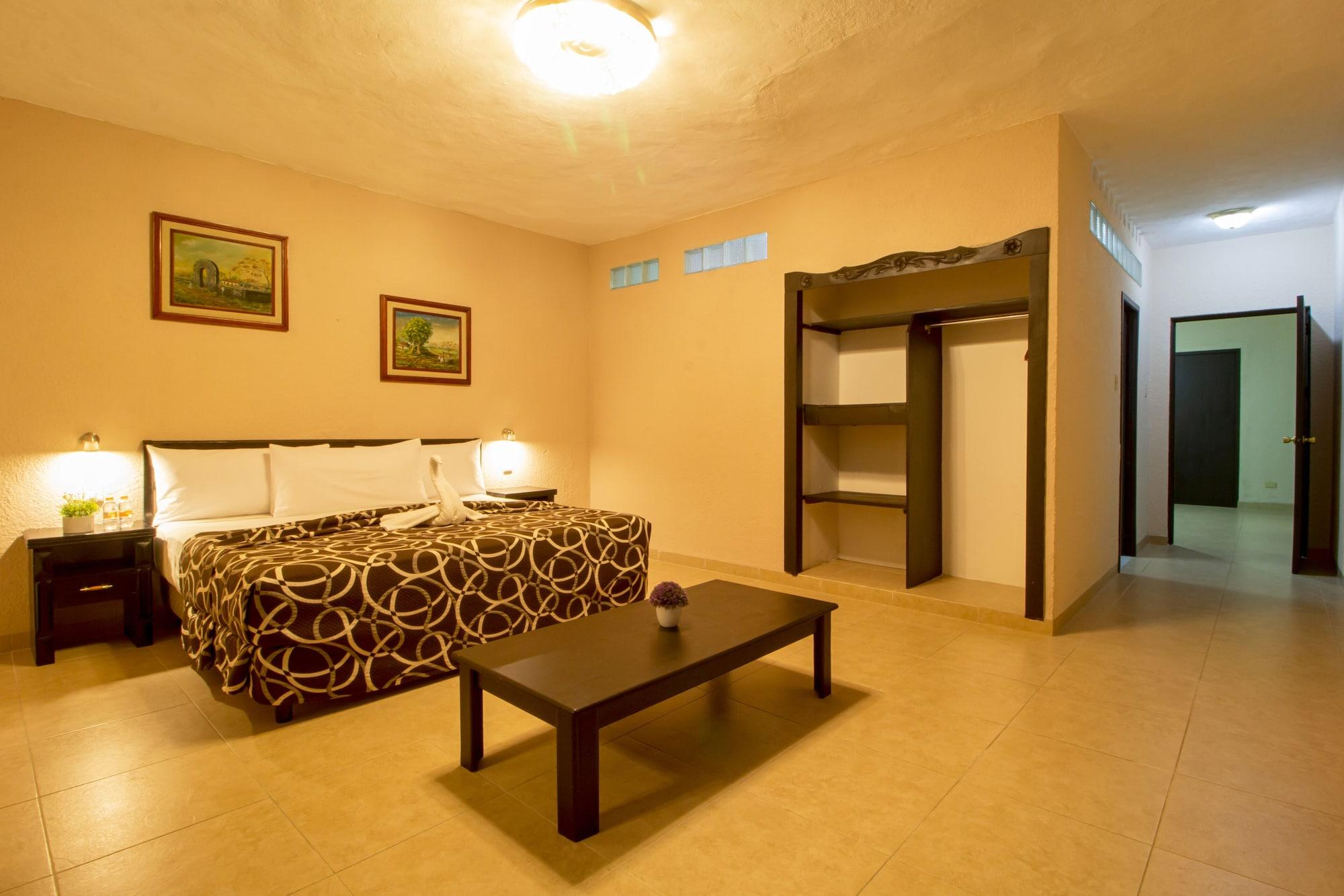 Colon Hotel
