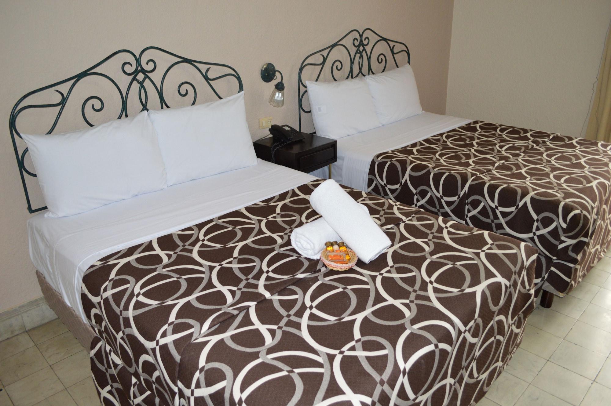 Colon Hotel 3*